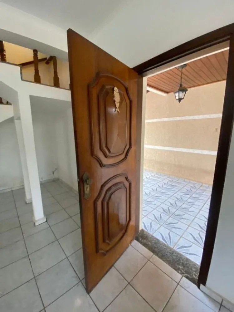 Casa, 3 quartos, 263 m² - Foto 4