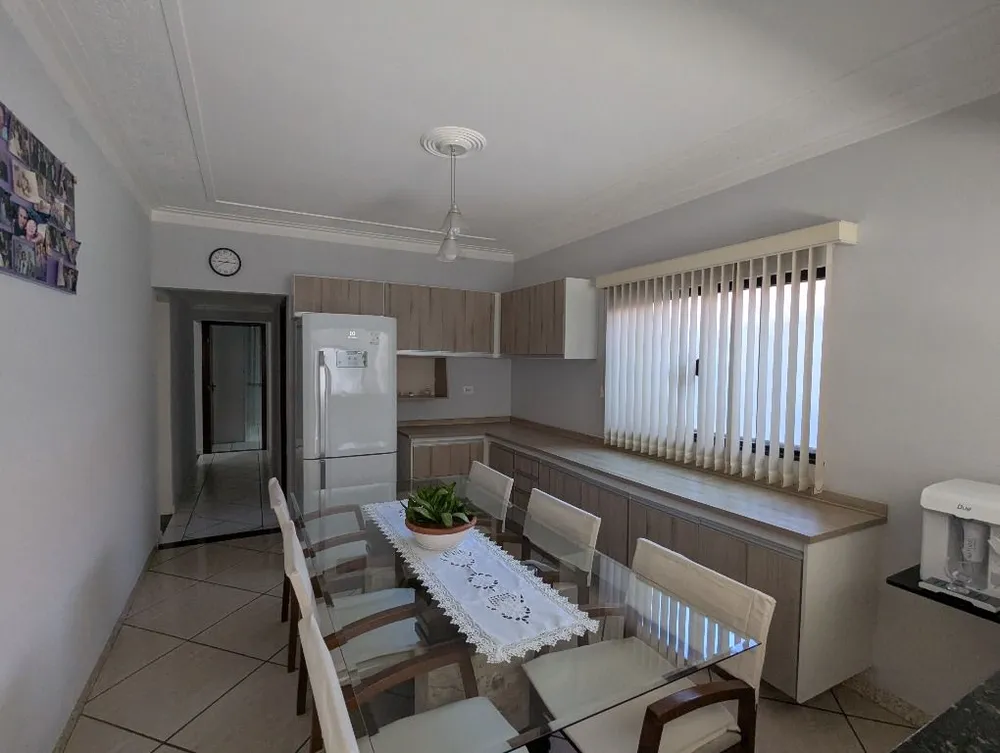Casa, 4 quartos, 197 m² - Foto 4
