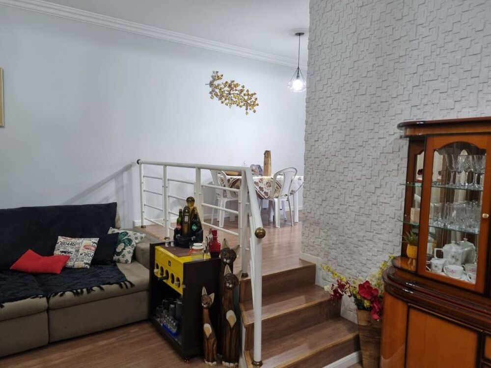 Casa à venda com 3 quartos, 135m² - Foto 2