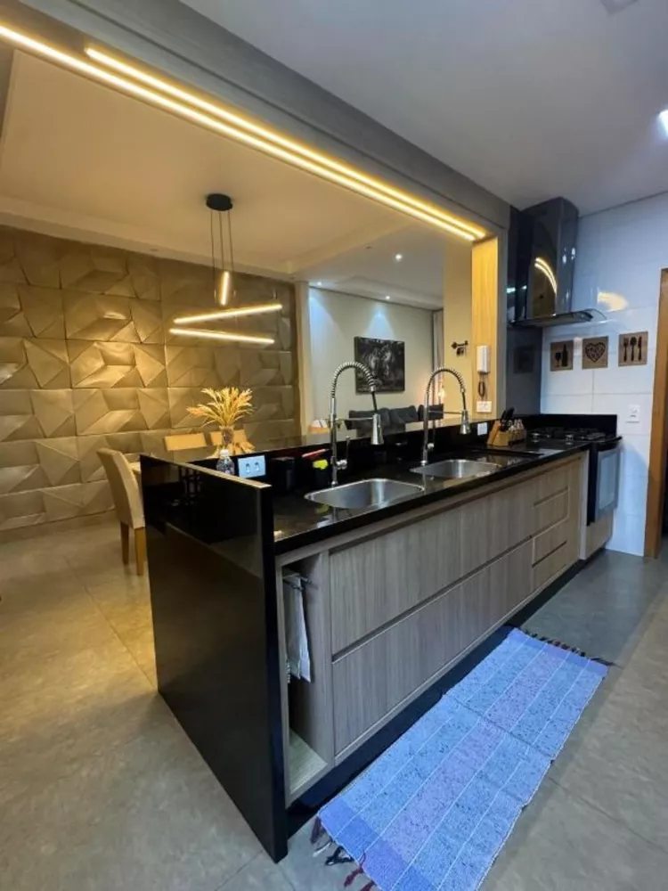 Casa, 3 quartos, 134 m² - Foto 4