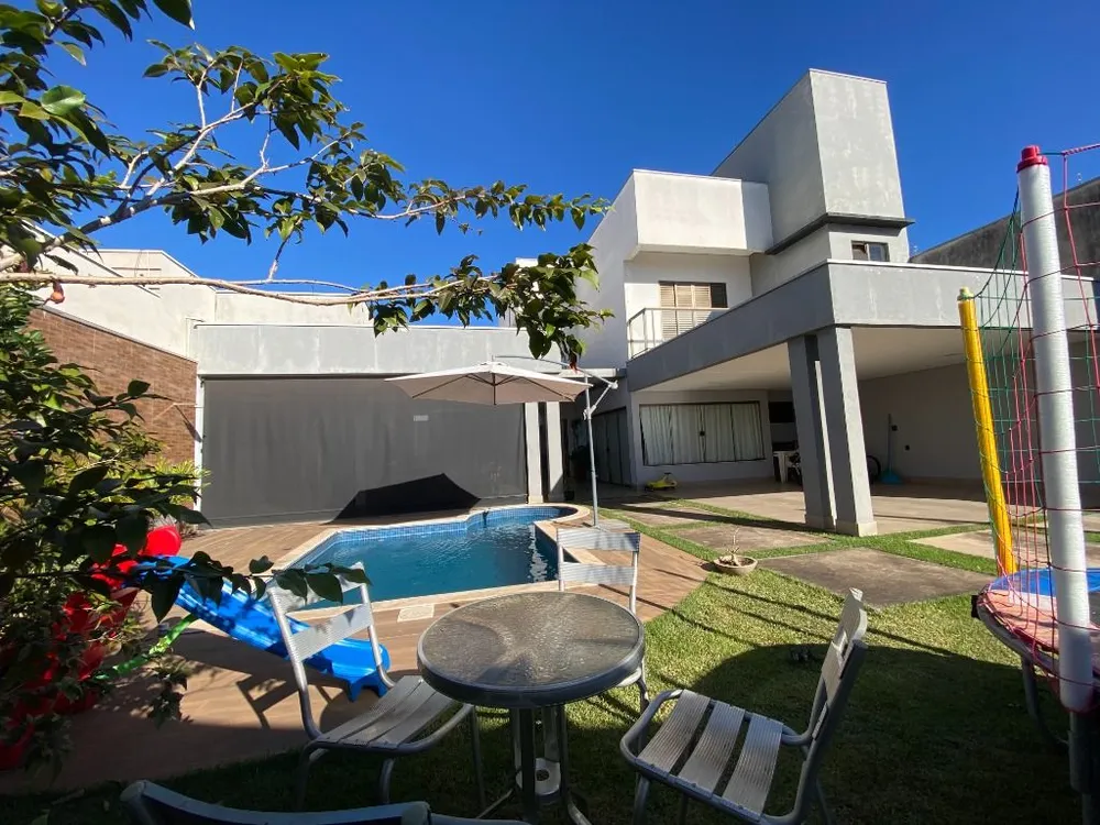 Sobrado, 3 quartos, 260 m² - Foto 2