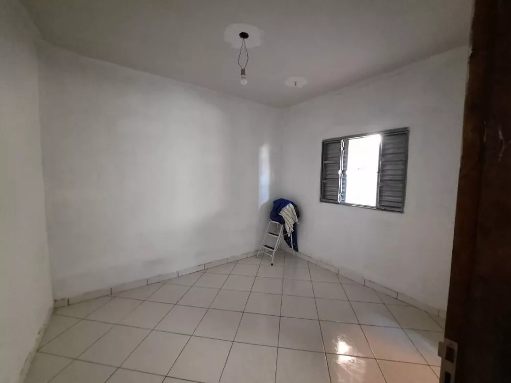 Casa à venda com 2 quartos, 78m² - Foto 10