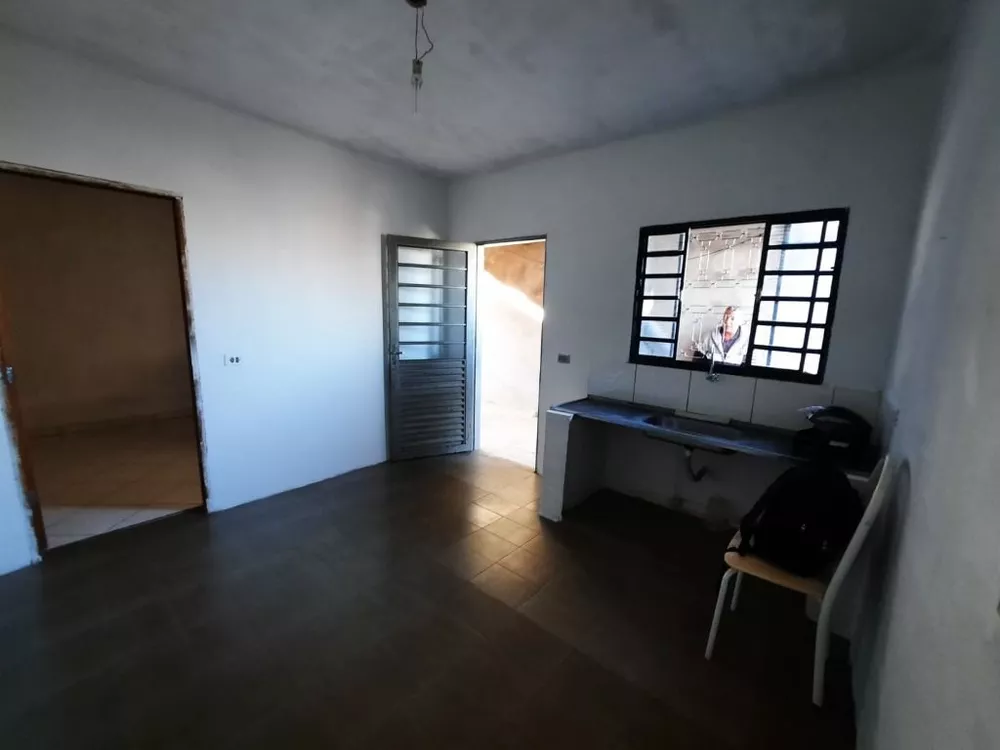 Casa à venda com 2 quartos, 78m² - Foto 6