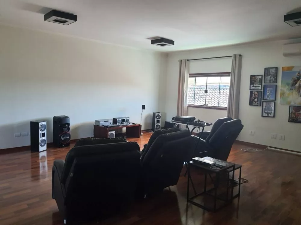 Casa à venda com 3 quartos, 297m² - Foto 6