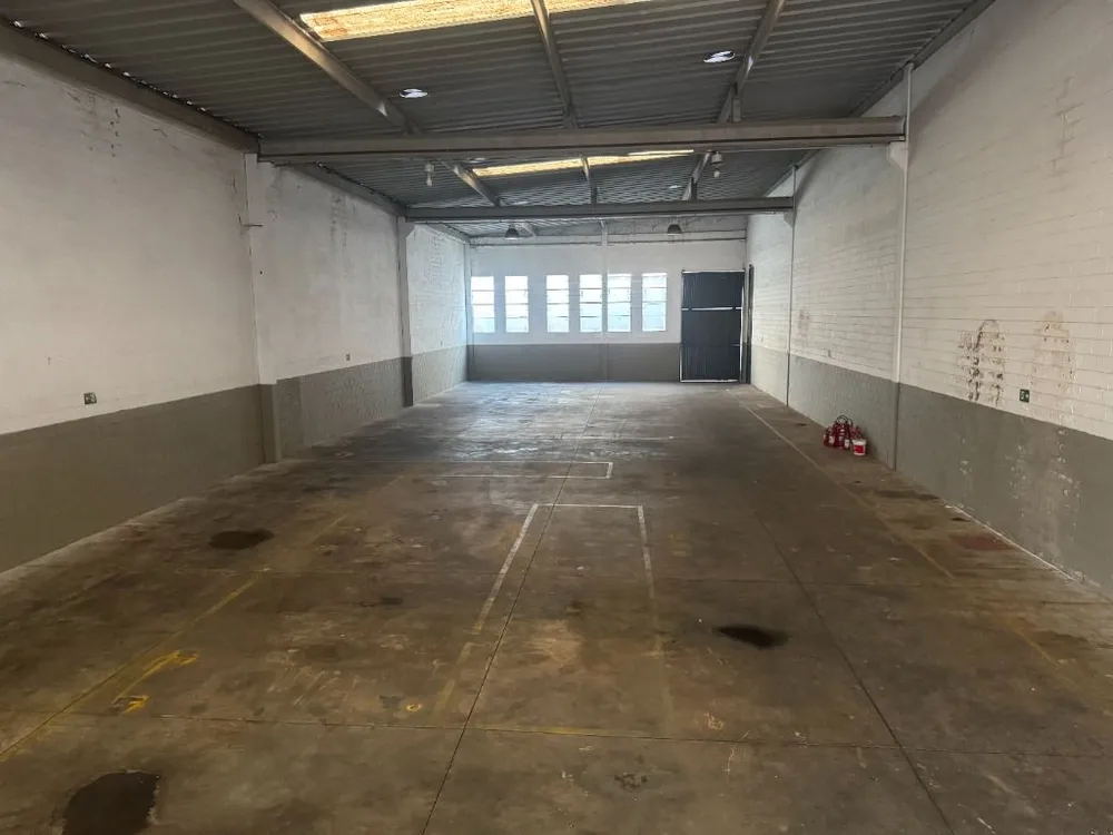Depósito-Galpão, 749 m² - Foto 1