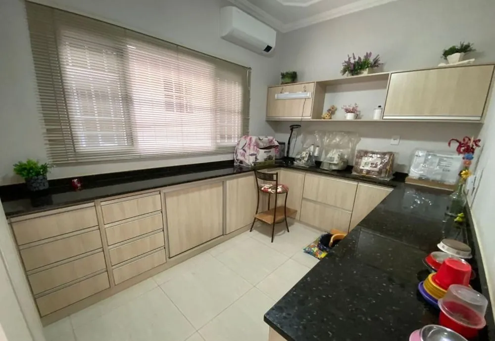 Casa, 3 quartos, 204 m² - Foto 10