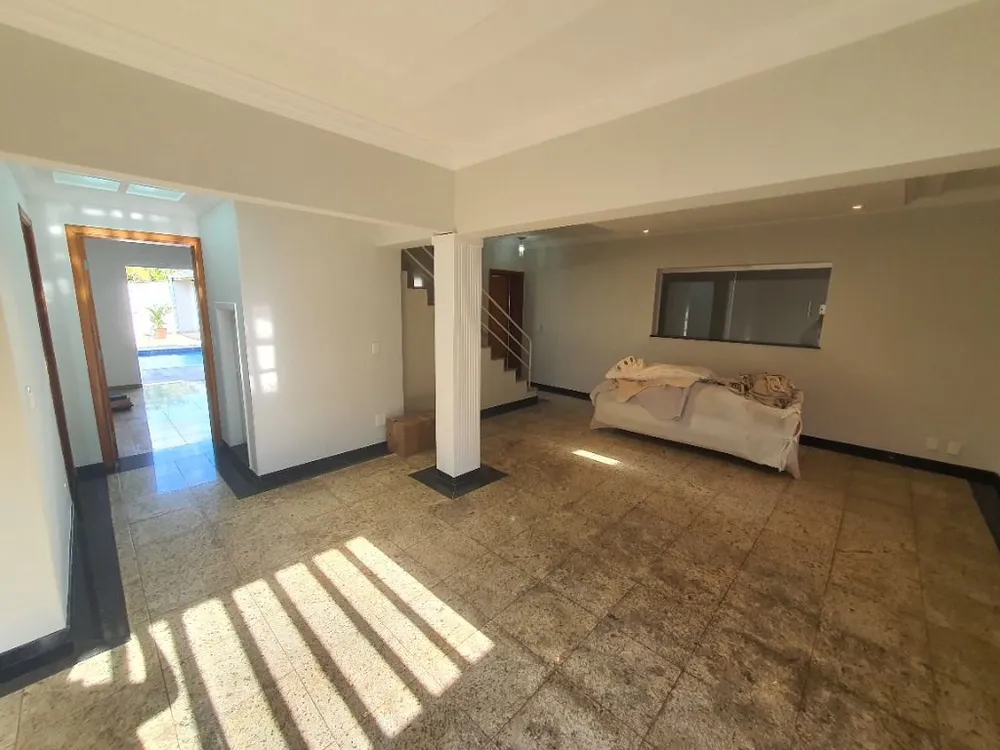 Casa, 3 quartos, 330 m² - Foto 3