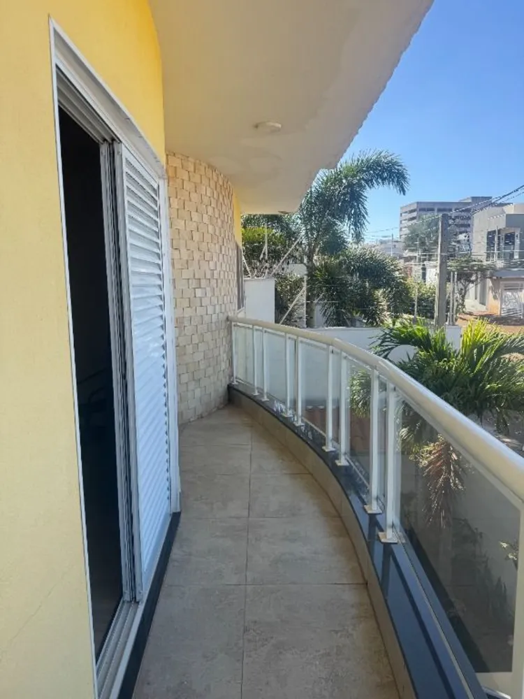Casa, 5 quartos, 275 m² - Foto 4