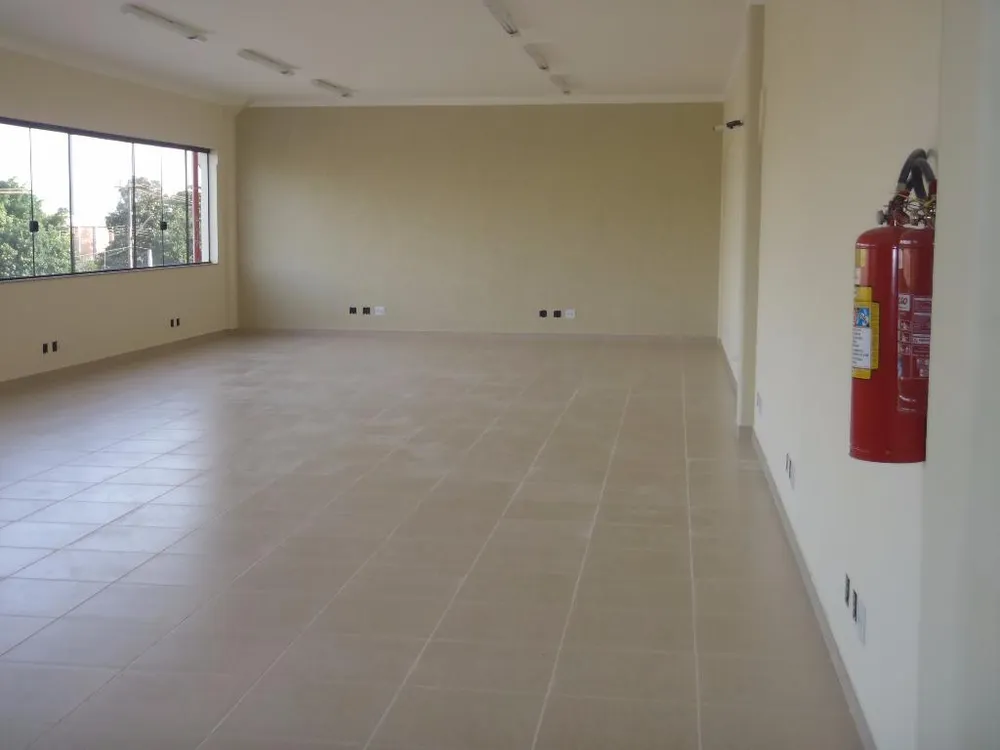 Depósito-Galpão, 2045 m² - Foto 1