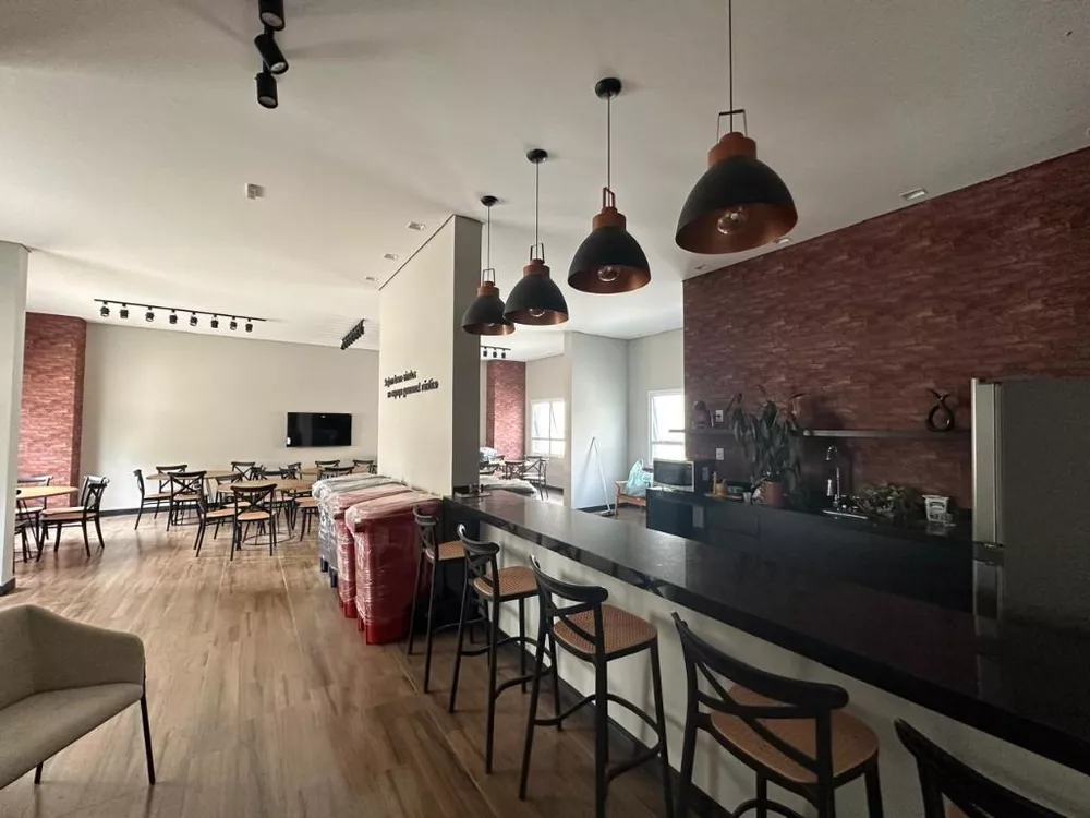 Apartamento à venda com 2 quartos, 69m² - Foto 4