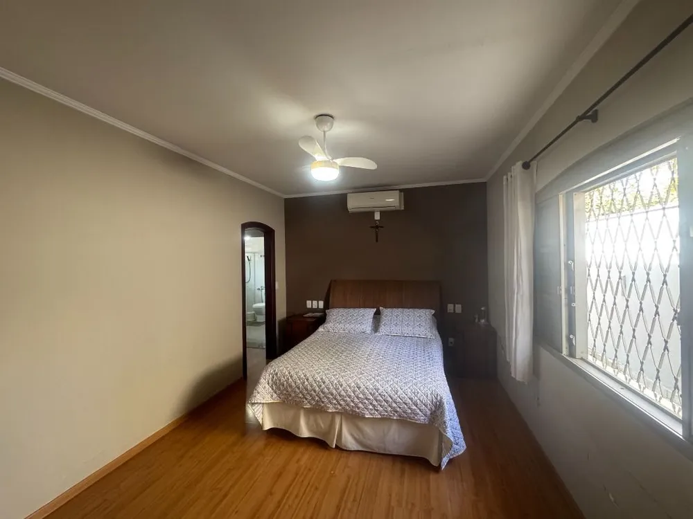 Casa, 3 quartos, 233 m² - Foto 9