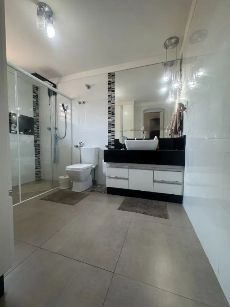 Casa, 3 quartos, 233 m² - Foto 12