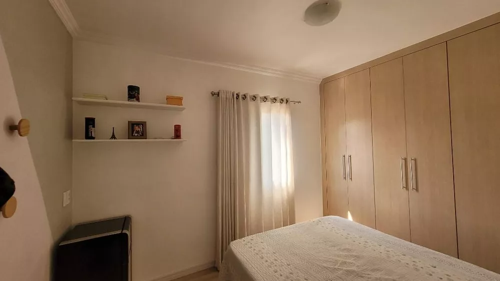 Apartamento à venda com 2 quartos, 62m² - Foto 13