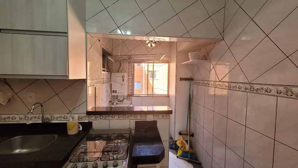 Apartamento à venda com 2 quartos, 62m² - Foto 10