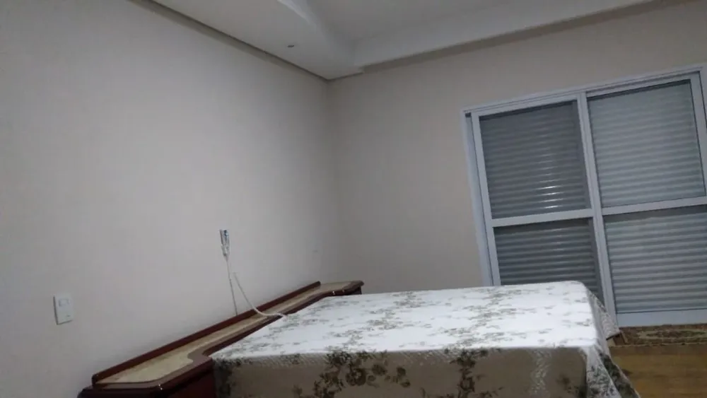 Sobrado, 3 quartos, 268 m² - Foto 1