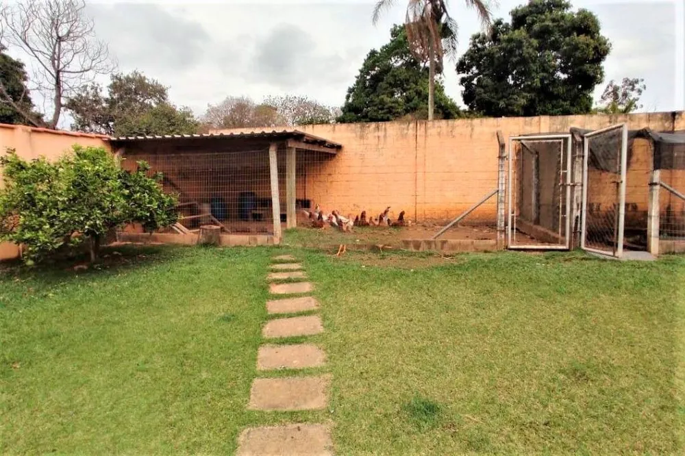 Chácara, 2 quartos, 2180 m² - Foto 2