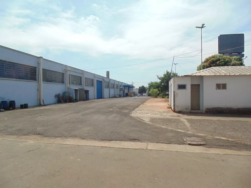 Depósito-Galpão-Armazém para alugar, 2800m² - Foto 8