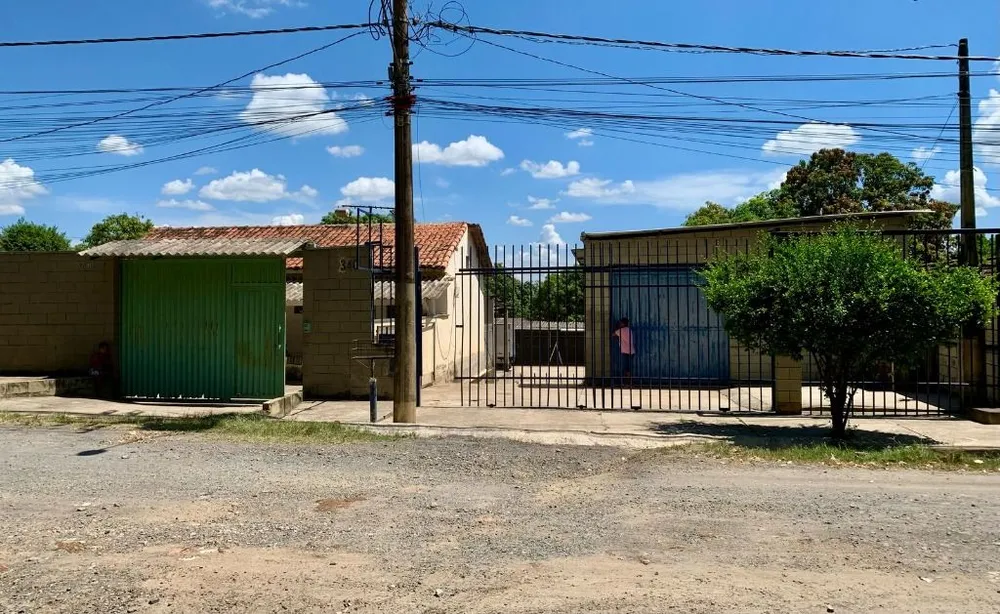 Chácara, 3 quartos, 1 m² - Foto 1