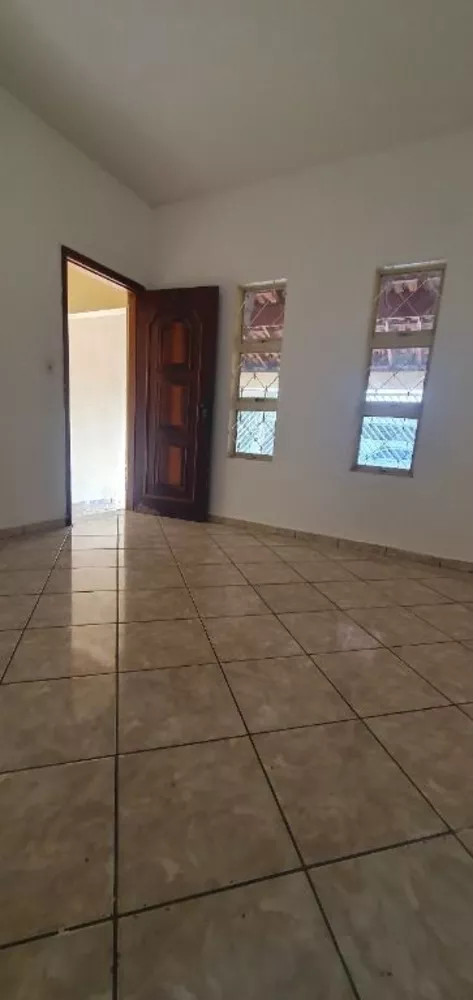 Casa à venda com 2 quartos, 98m² - Foto 6