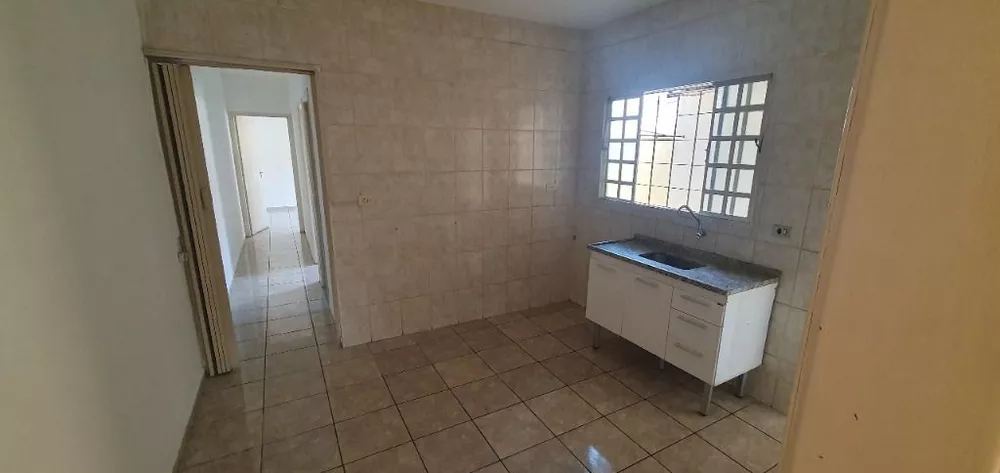 Casa à venda com 2 quartos, 98m² - Foto 8