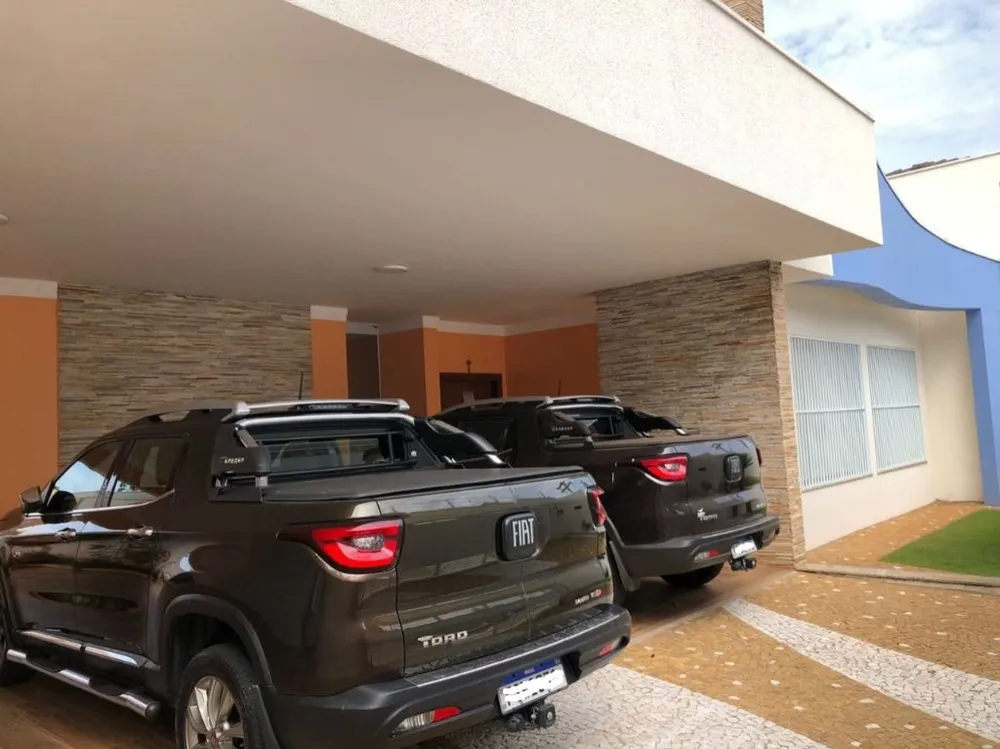 Casa, 3 quartos, 351 m² - Foto 1