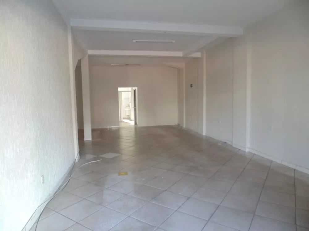 Loja-Salão para alugar, 97m² - Foto 2