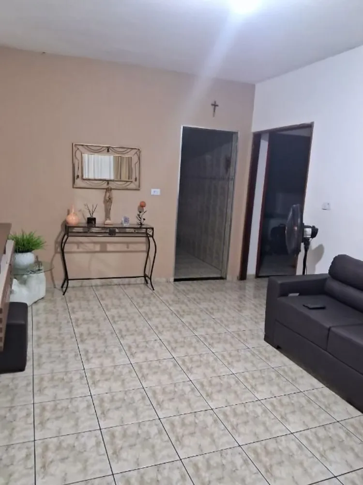 Casa, 2 quartos, 216 m² - Foto 4