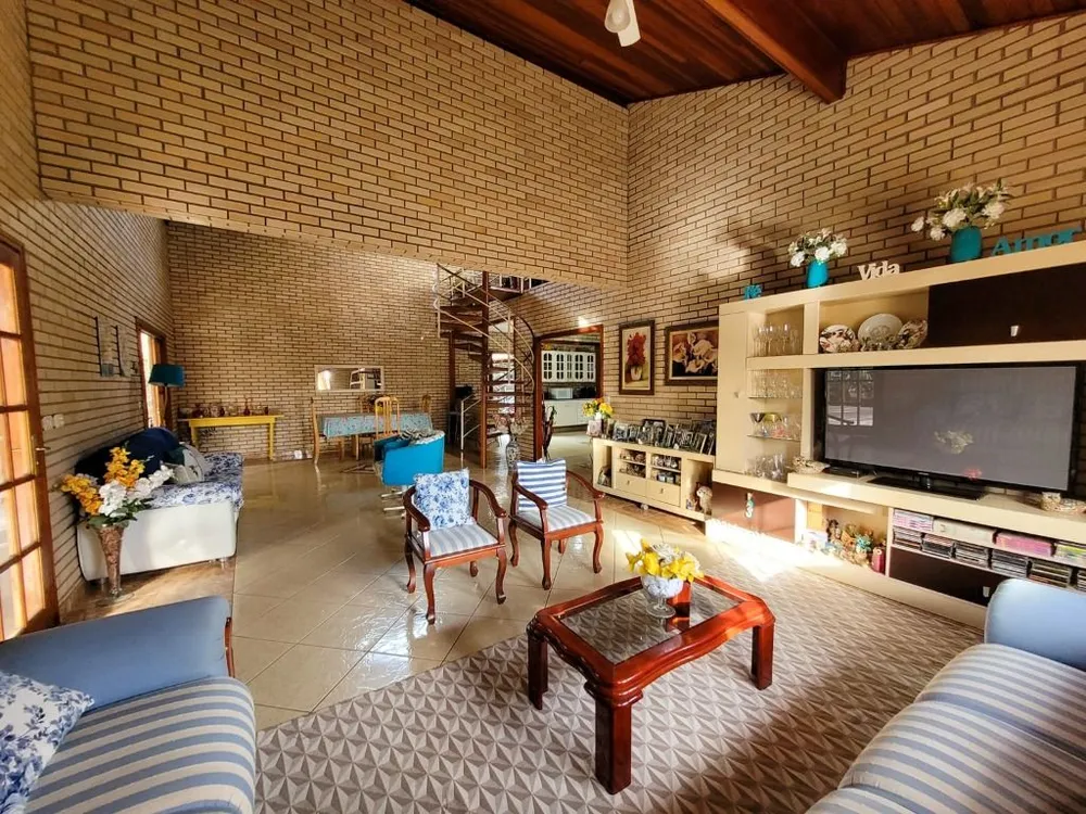 Chácara, 3 quartos, 1000 m² - Foto 4