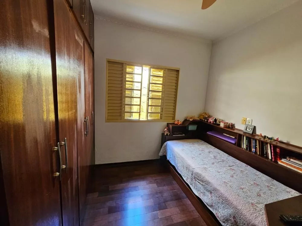 Sobrado à venda com 3 quartos, 229m² - Foto 10