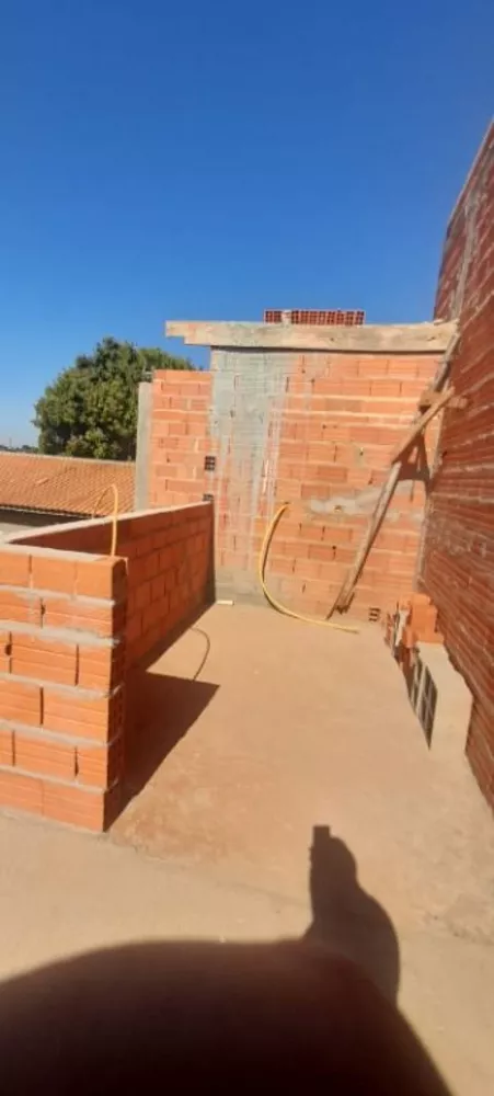 Casa à venda com 2 quartos, 187m² - Foto 9