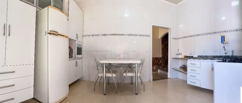 Sobrado, 2 quartos, 223 m² - Foto 2