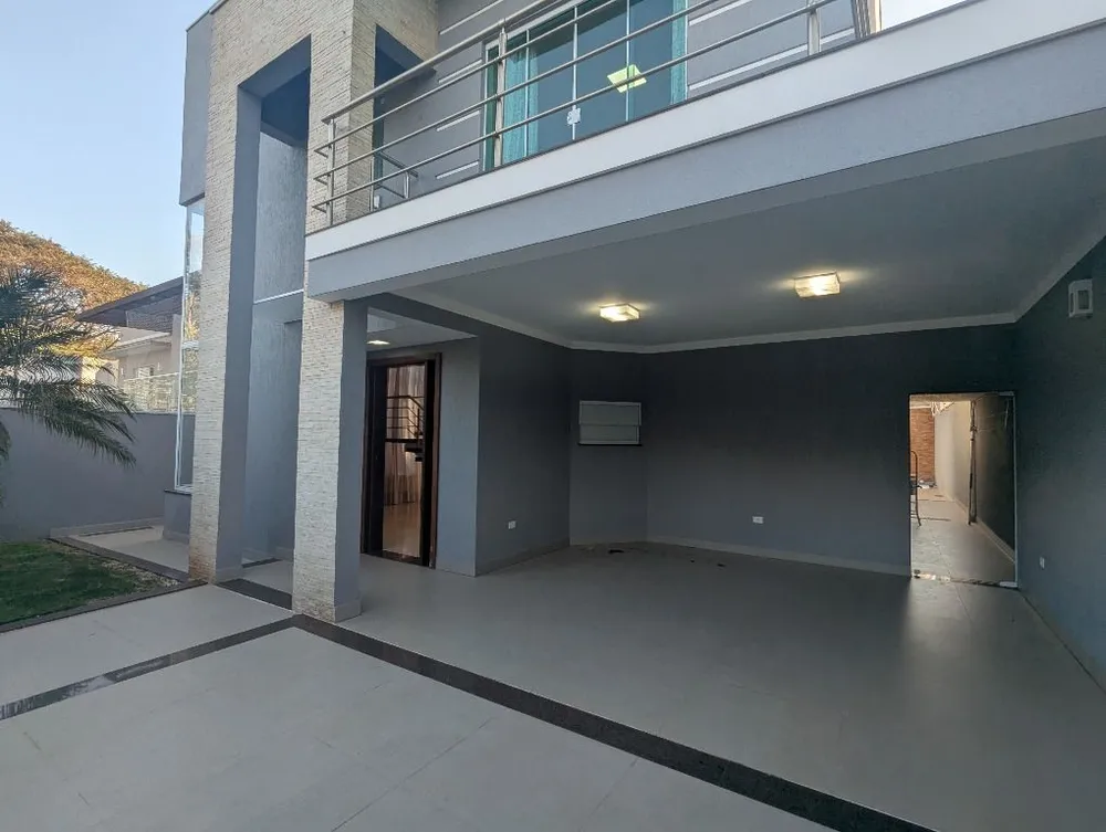 Sobrado, 3 quartos, 262 m² - Foto 1