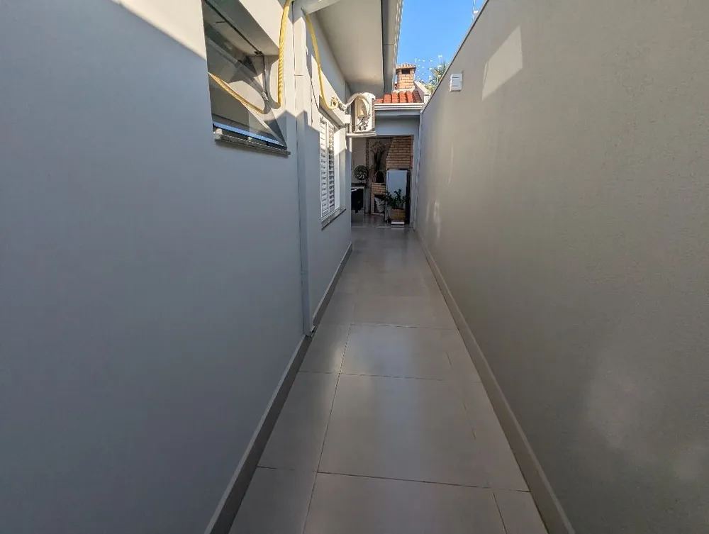 Casa, 3 quartos, 253 m² - Foto 3