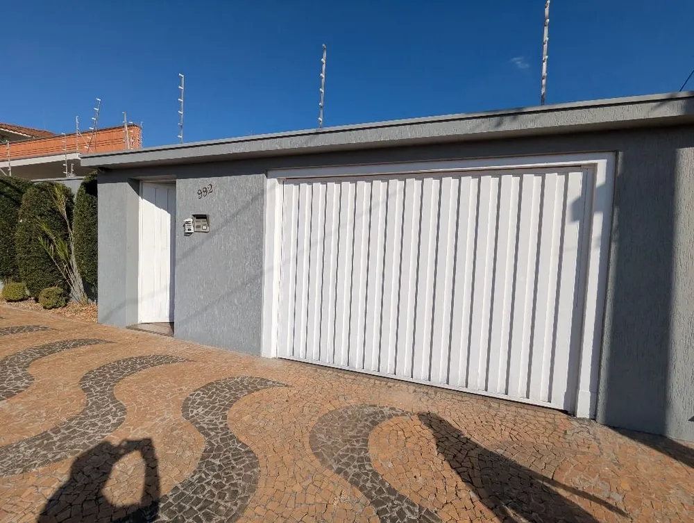 Casa, 3 quartos, 253 m² - Foto 1