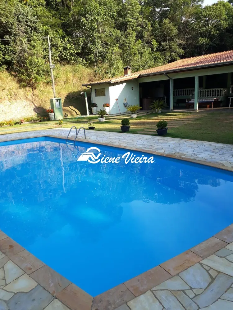 Chácara, 3 quartos, 4000 m² - Foto 1