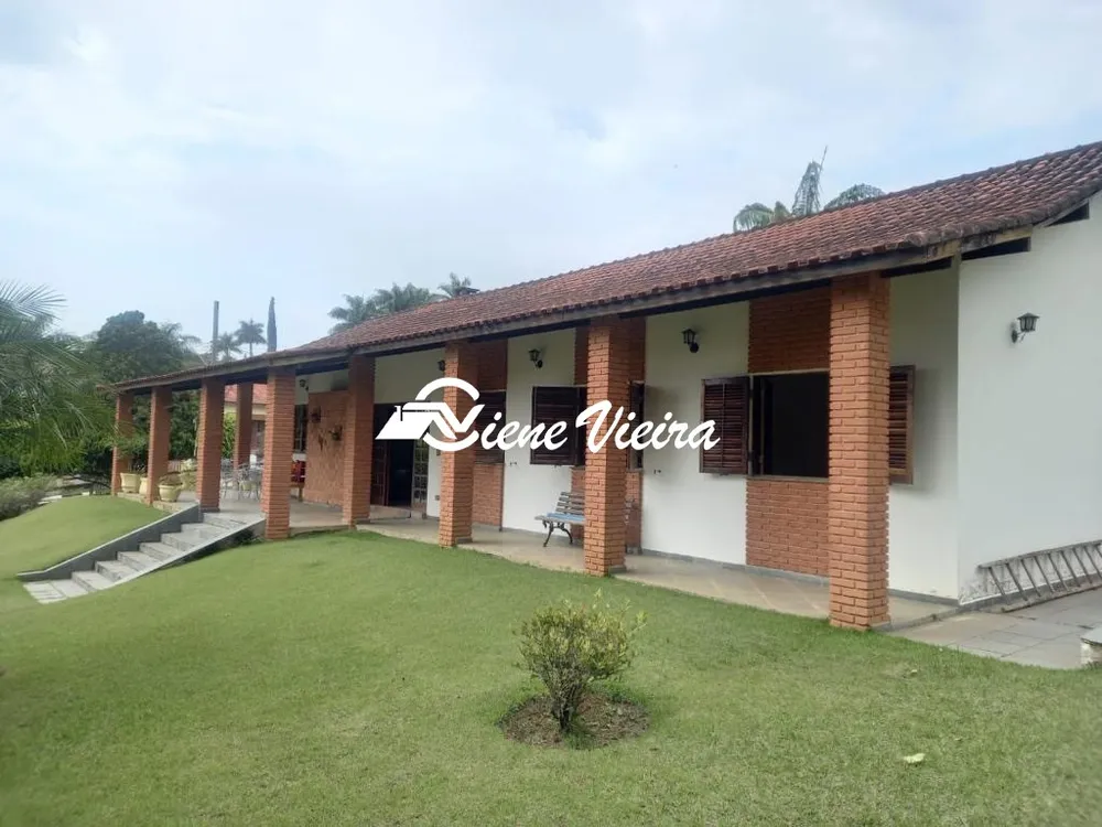 Chácara, 3 quartos, 1500 m² - Foto 1
