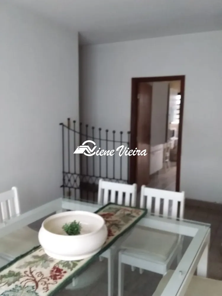 Casa, 3 quartos, 282 m² - Foto 2