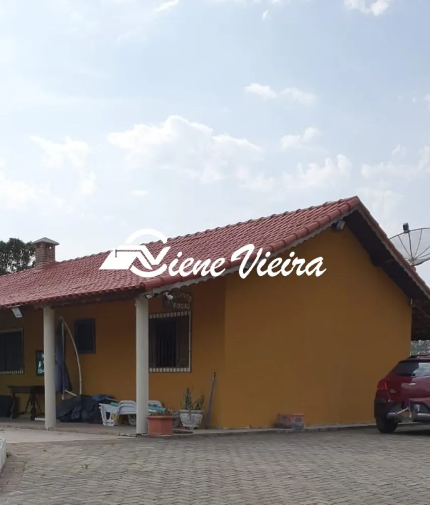 Chácara, 3 quartos, 2100 m² - Foto 1