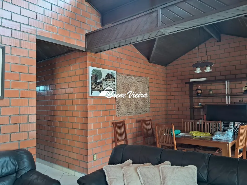 Chácara, 3 quartos, 2175 m² - Foto 2