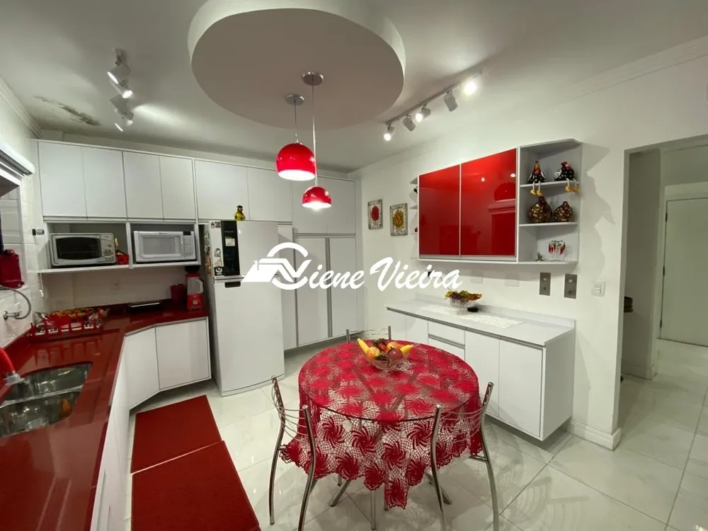 Apartamento, 3 quartos, 187 m² - Foto 1