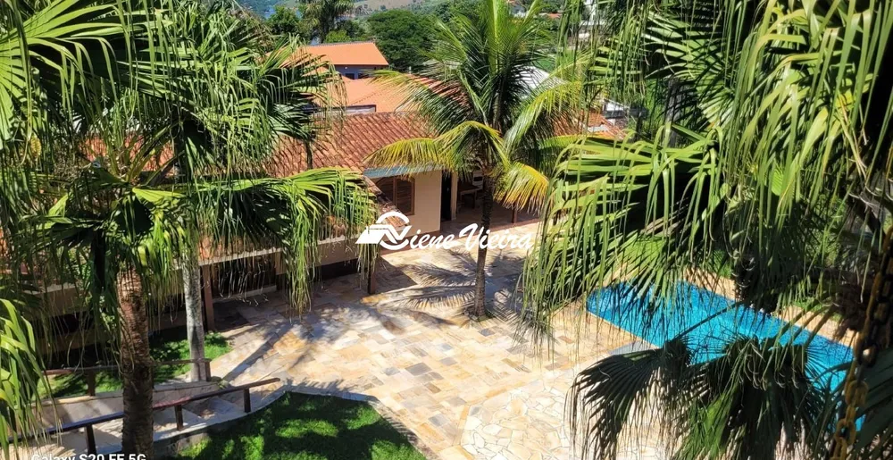 Chácara, 3 quartos, 1100 m² - Foto 1