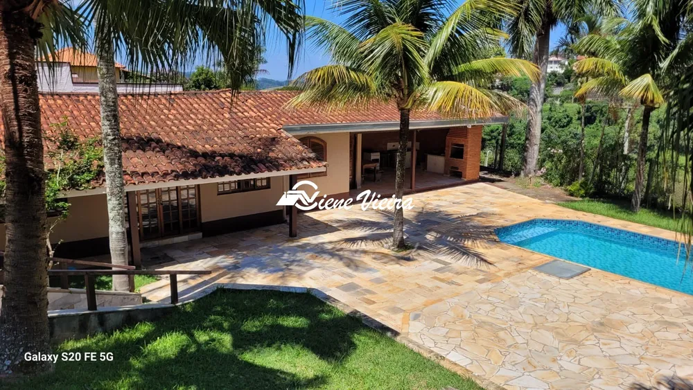 Chácara, 3 quartos, 1100 m² - Foto 1