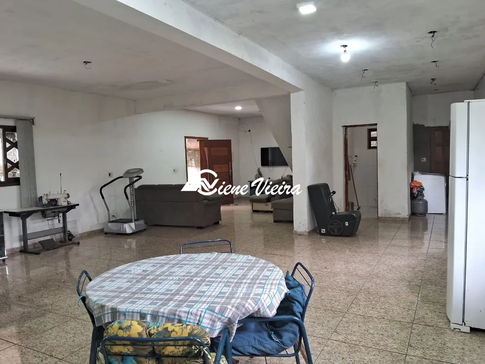 Casa, 2 quartos, 1349 m² - Foto 2