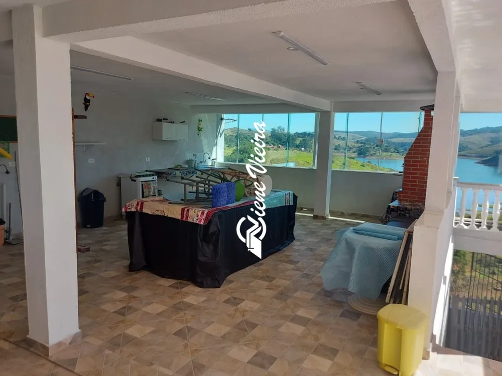 Chácara, 8 quartos, 1195 m² - Foto 1