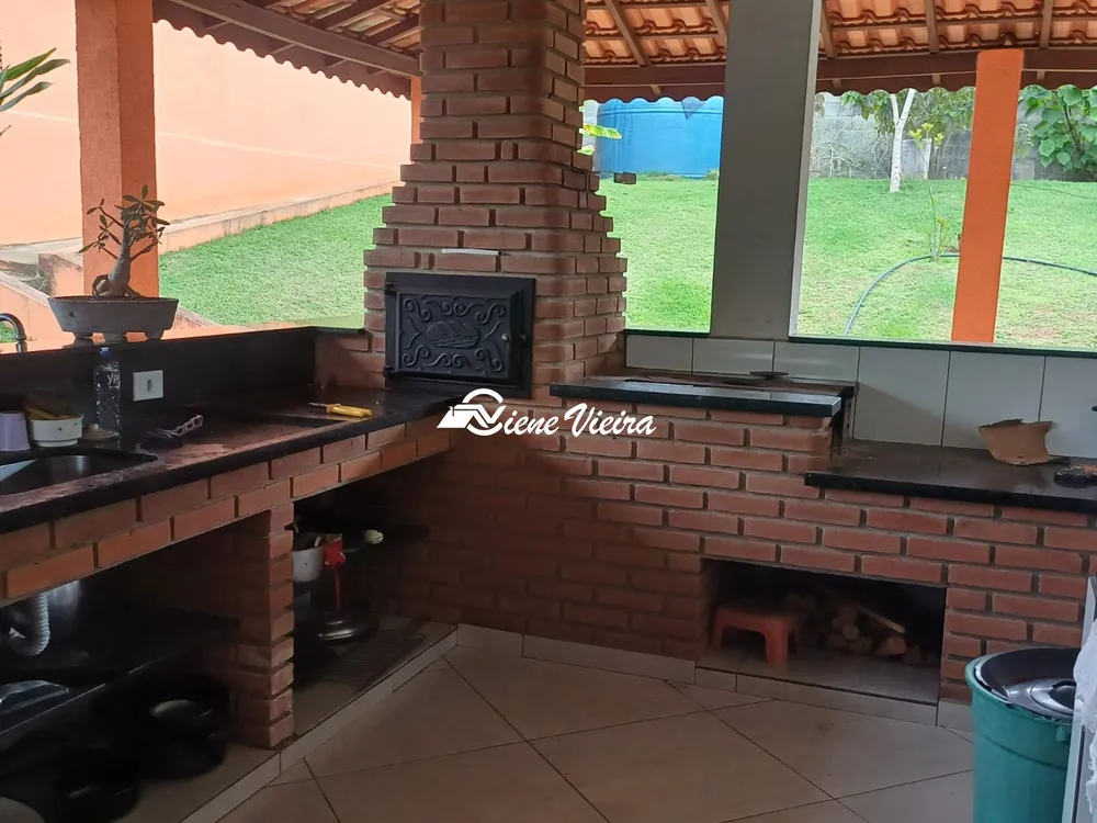 Chácara, 4 quartos, 4600 m² - Foto 2