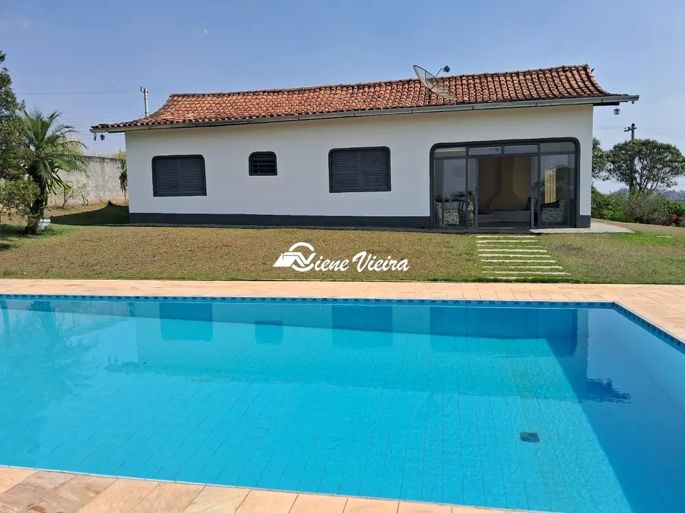 Chácara, 2 quartos, 2026 m² - Foto 1