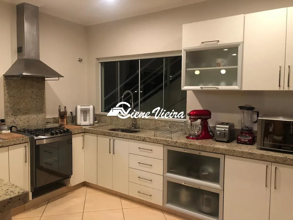 Chácara, 5 quartos, 954 m² - Foto 1