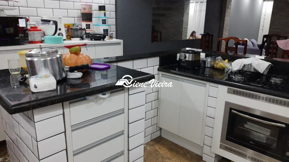 Casa, 3 quartos, 180 m² - Foto 1