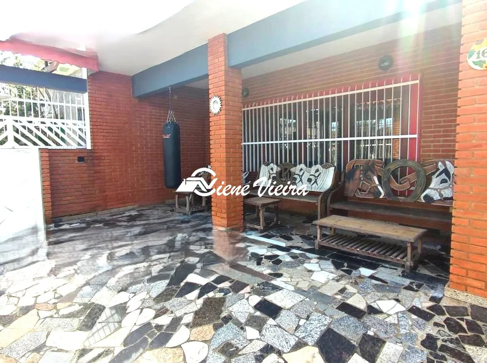 Casa, 3 quartos, 250 m² - Foto 3