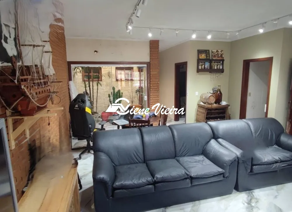Casa, 3 quartos, 250 m² - Foto 1